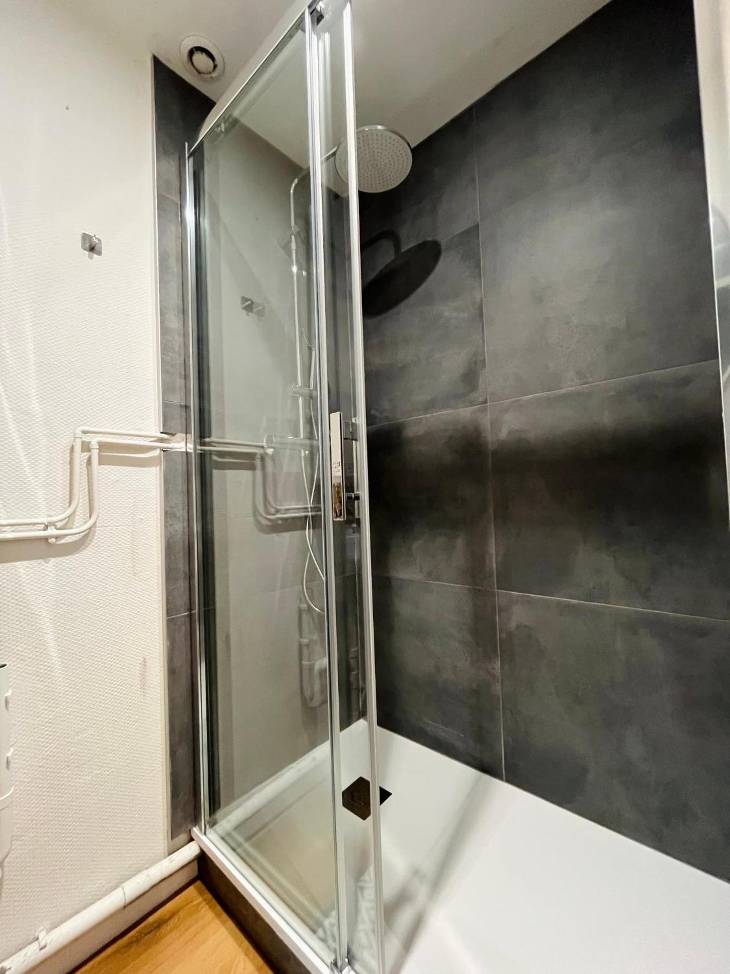 Ferienwohnung La Ruche Arrageoise - Parking Gratuit - Cozy - Grand Lit - Long Sejour Arras Exterior foto