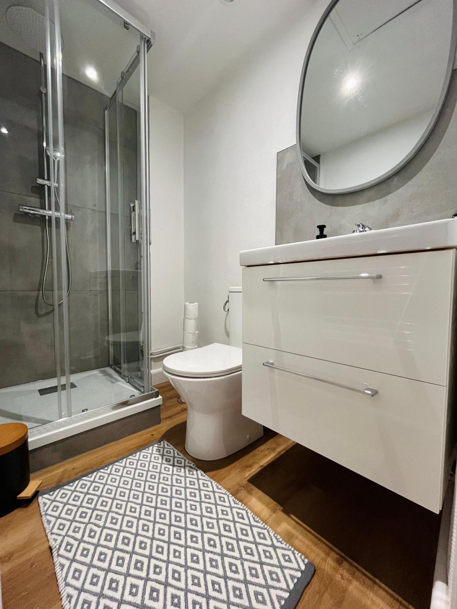 Ferienwohnung La Ruche Arrageoise - Parking Gratuit - Cozy - Grand Lit - Long Sejour Arras Exterior foto